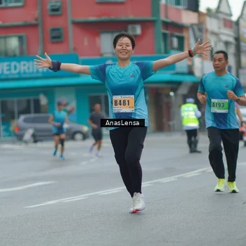 Runner Photo 8814202