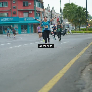 Runner Photo 8814203