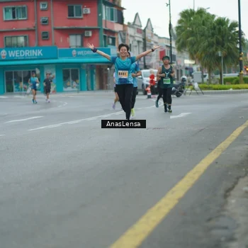 Runner Photo 8814211