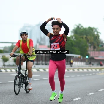 Runner Photo 8814345