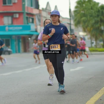 Runner Photo 8814365