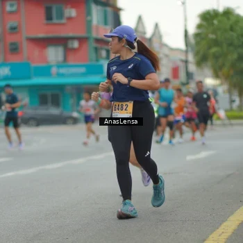 Runner Photo 8814412