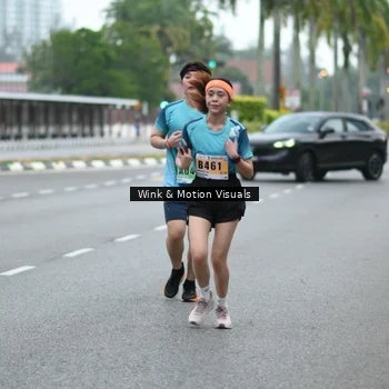 Runner Photo 8814472