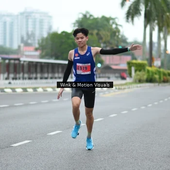 Runner Photo 8814505