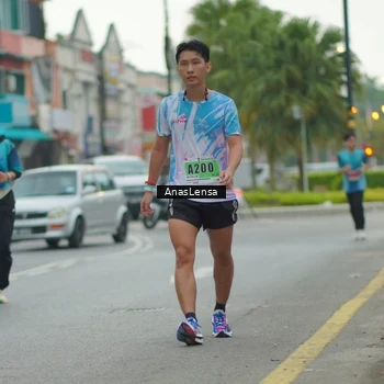 Runner Photo 8814668
