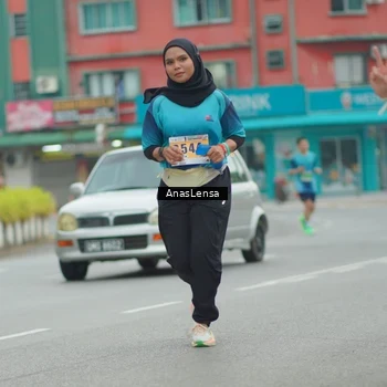 Runner Photo 8814671