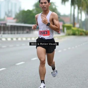 Runner Photo 8814699