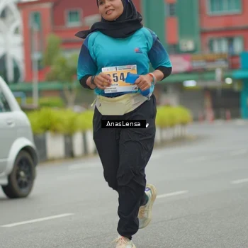 Runner Photo 8814709
