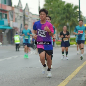 Runner Photo 8814751