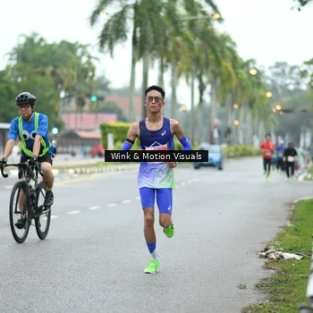 Runner Photo 8814792