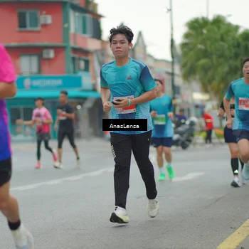 Runner Photo 8814866