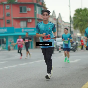 Runner Photo 8814873