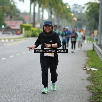 Runner Photo 8814875