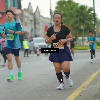 Runner Photo 8814882