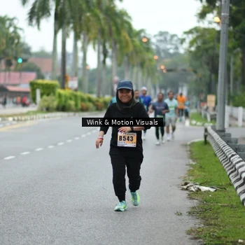 Runner Photo 8814885