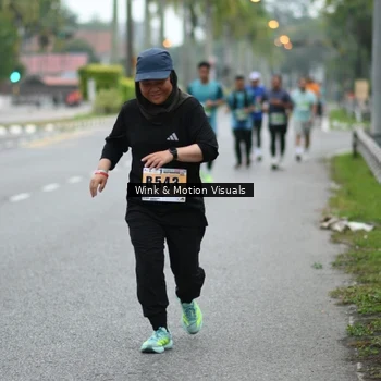 Runner Photo 8814901