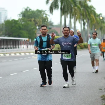 Runner Photo 8814918