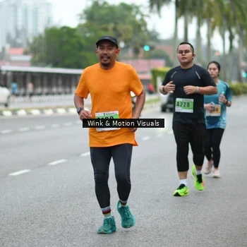 Runner Photo 8814981