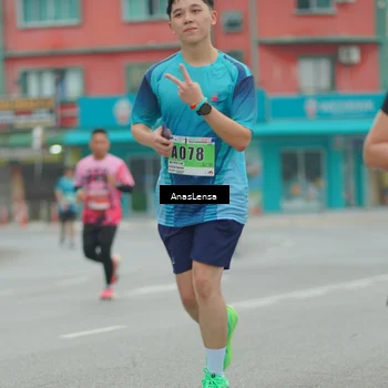 Runner Photo 8814995