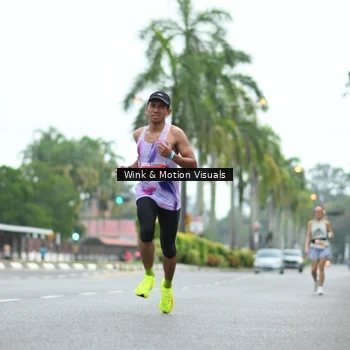 Runner Photo 8815004