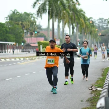 Runner Photo 8815010