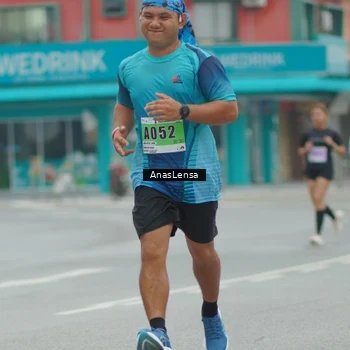 Runner Photo 8815049