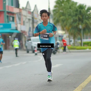 Runner Photo 8815051