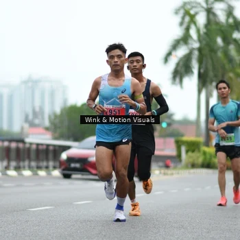 Runner Photo 8815087