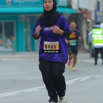 Runner Photo 8815445