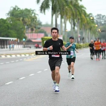 Runner Photo 8815549