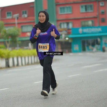 Runner Photo 8815551