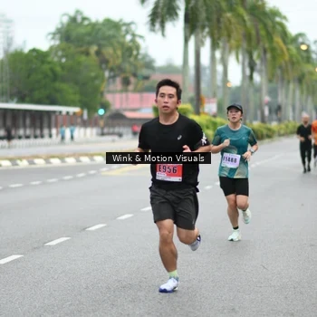 Runner Photo 8815556
