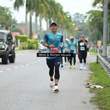 Runner Photo 8815721