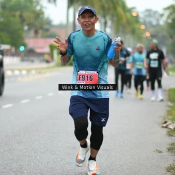 Runner Photo 8815741