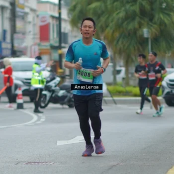 Runner Photo 8815747