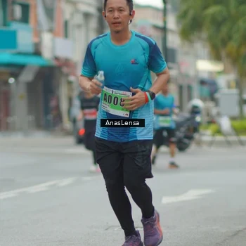 Runner Photo 8815753