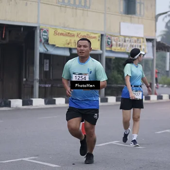 Runner Photo 8815909