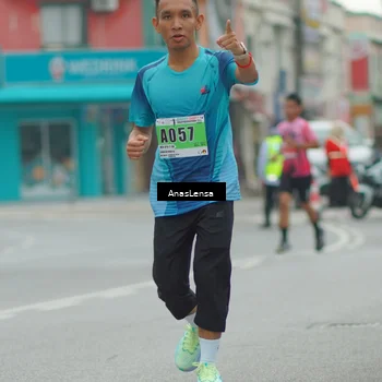 Runner Photo 8816086