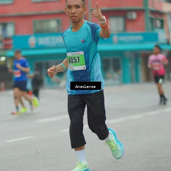 Runner Photo 8816089