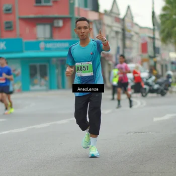Runner Photo 8816092