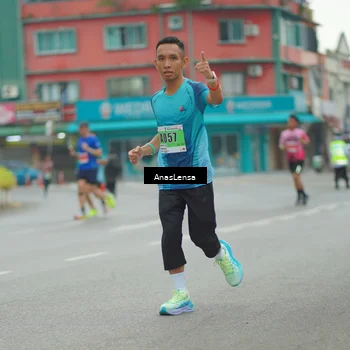 Runner Photo 8816093