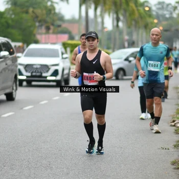 Runner Photo 8816290