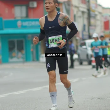 Runner Photo 8816321
