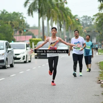 Runner Photo 8816334