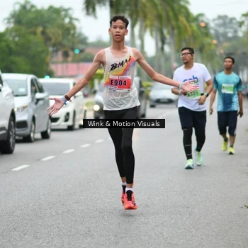 Runner Photo 8816351