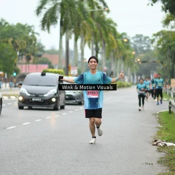 Runner Photo 8816412