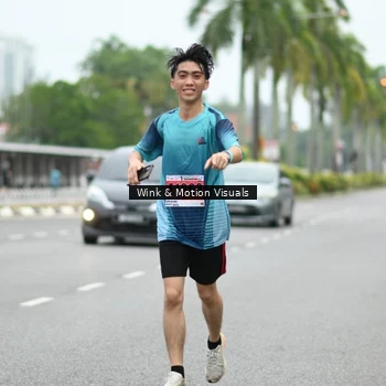 Runner Photo 8816463