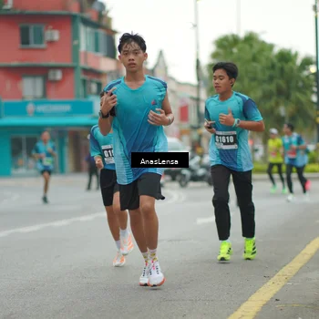 Runner Photo 8816471