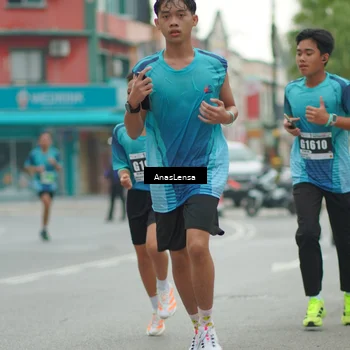 Runner Photo 8816475