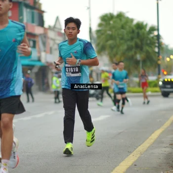 Runner Photo 8816517